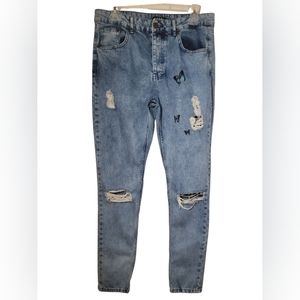 💕1x HOST PICK💕boohooMAN Young Men’s Butterfly Print Distressed Jeans.Size 32.